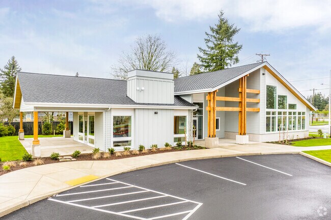 CLubhouse / Leasing Office