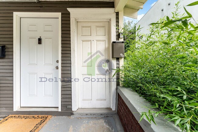346-346 Diamond Ave SE Unit 2