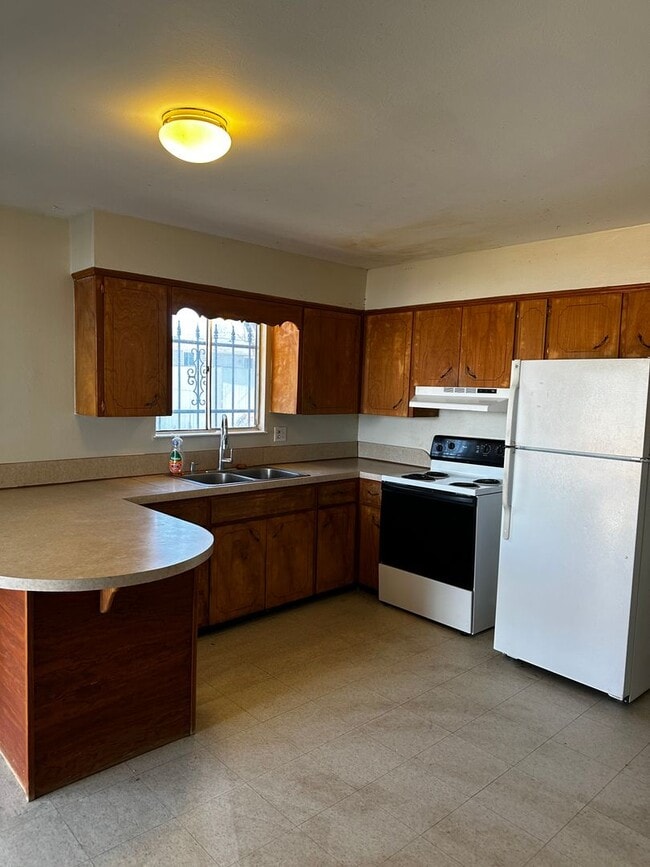 Photo - Home for Rent on Burnham