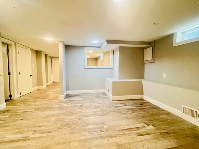 Photo - 19 Plymouth St Unit 1