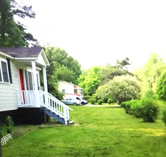 Photo - COMING SOON! DEPOSIT-FREE Renting option thru OBLIGO! Deposit Alternative available.