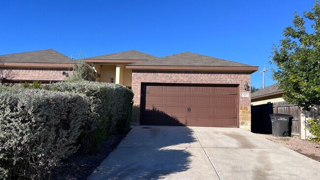 Building Photo - 10159 Westover Bluff