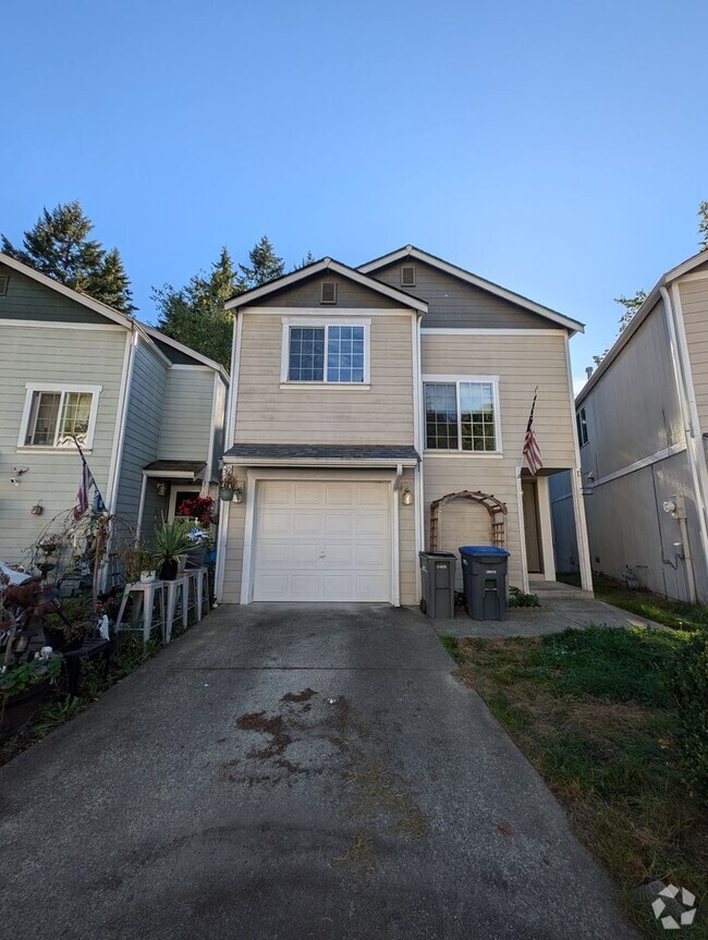 Building Photo - East Bremerton 3 Bedroom, Close to EVERYTH... Rental