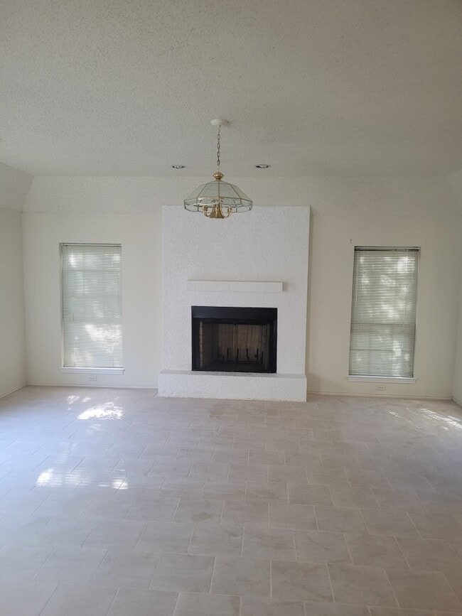 Photo - 17915 Summer Knoll Dr