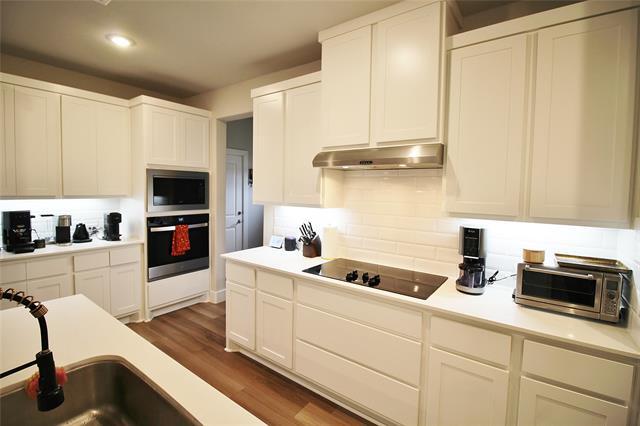 Photo - 218 Mockingbird Dr