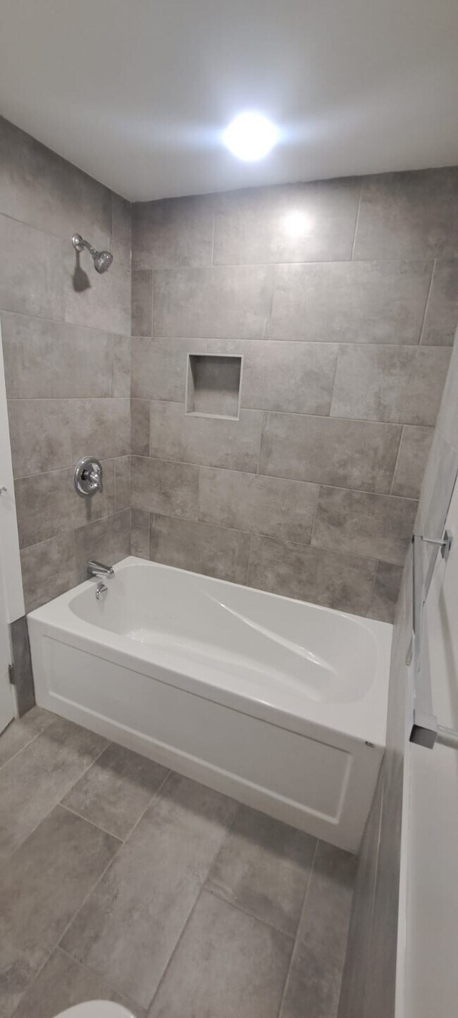 Photo - 9938-88 88 Ave NW Unit 7
