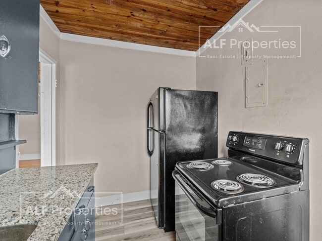 Photo - 1301 S 10th St Unit 1301 S. 10th St.  4