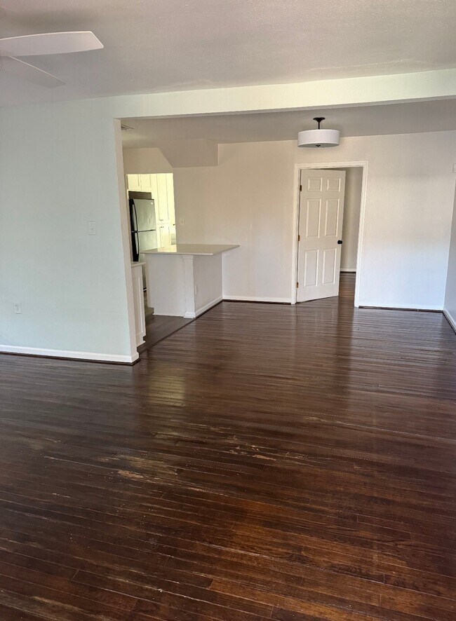 Photo - 1406 Kirwin St