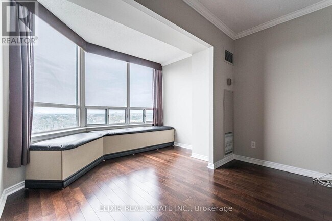 Photo - 135 Hillcrest Ave Unit 2011