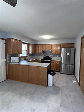 Photo - 227 E Colleen Dr