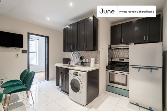 Photo - Room in Shared 4 bed/2 bath home Unit D