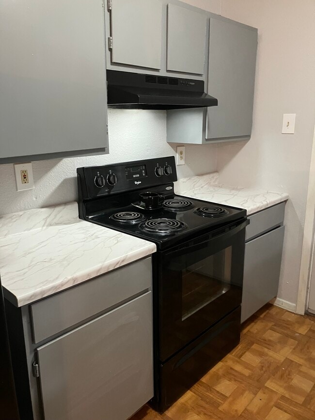 Espacio para gabinetes y mostradores - 3523 Horizon Lake