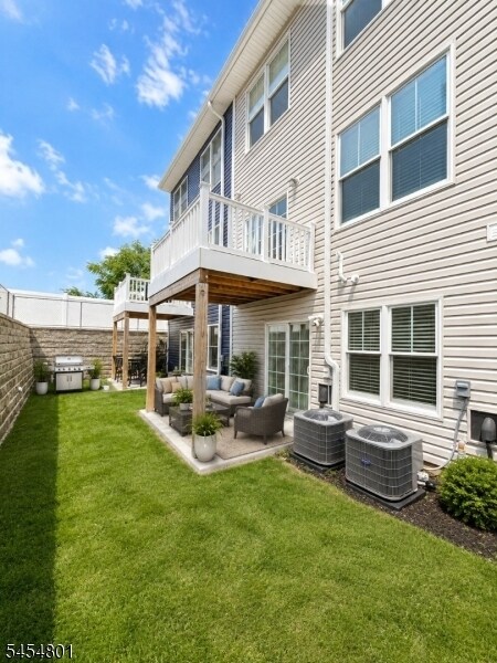 9 Raritan Ave