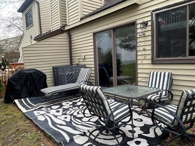 Photo - 36 Sycamore Ct