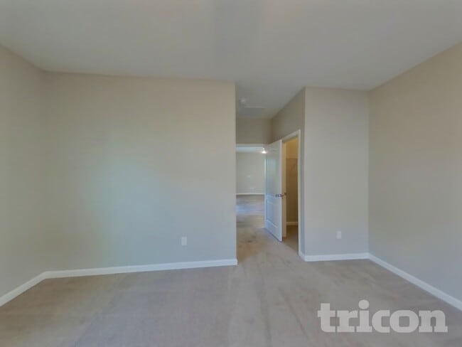 Photo - 155 Bloomfield Wy