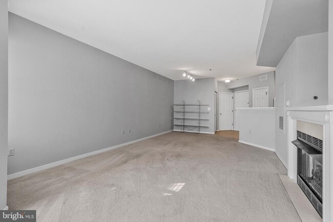 Photo - 1625 International Dr Unit 321