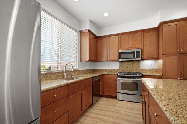 Photo - Spacious 4 Bedroom TownHome in Garden Grove!