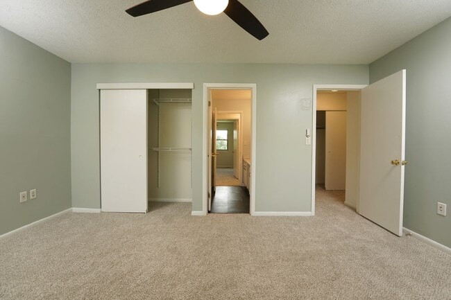 203 Walker Dr Unidad 203 Walker Drive