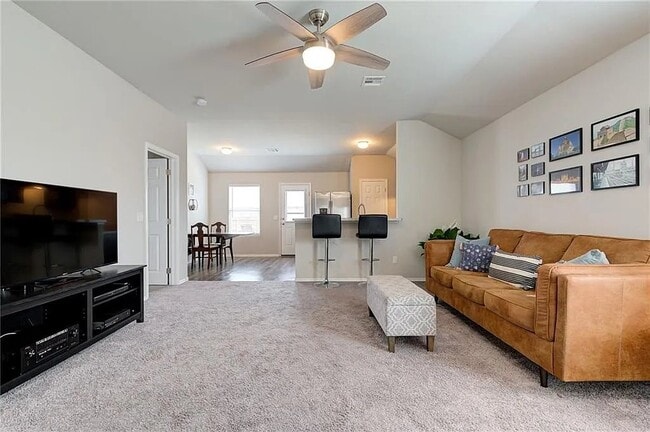 10000 Sussex Pl