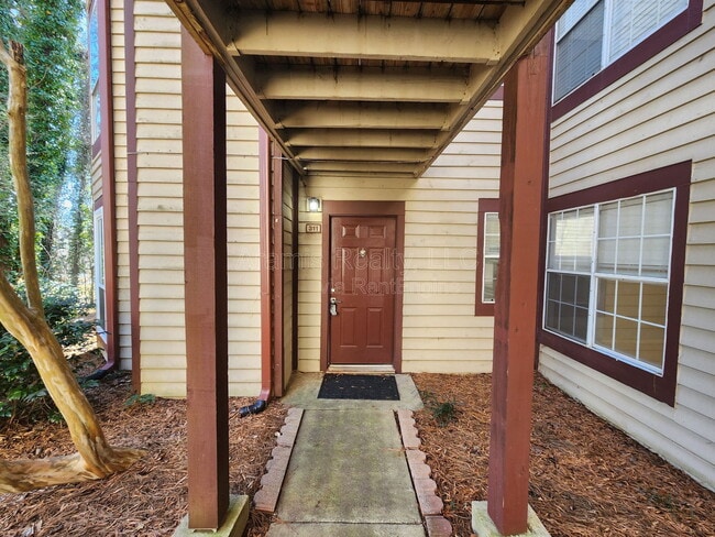 Photo - 311 Hawkstone Way