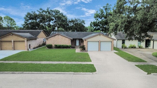 Photo - 8903 Tanager St House