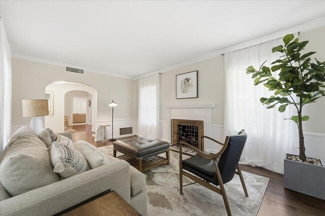 Photo - 459 NE 15th Ave