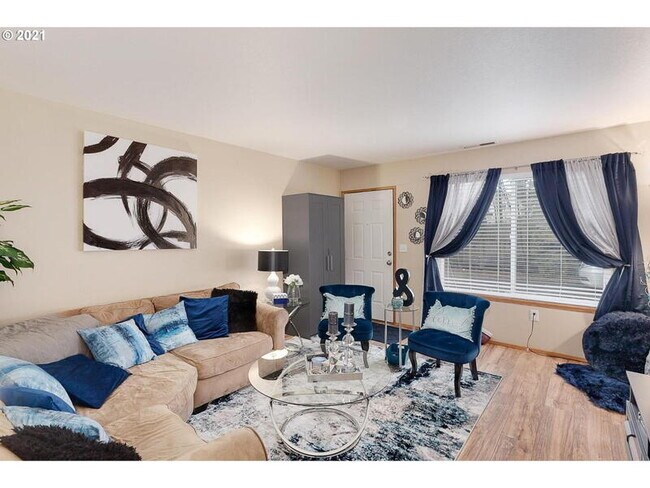 Photo - 7406 SE Henderson St Unidad C