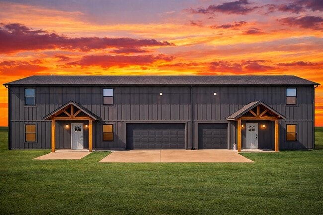Photo - 26218 N 2960 Rd