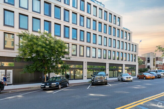 Photo - The Rowan Astoria