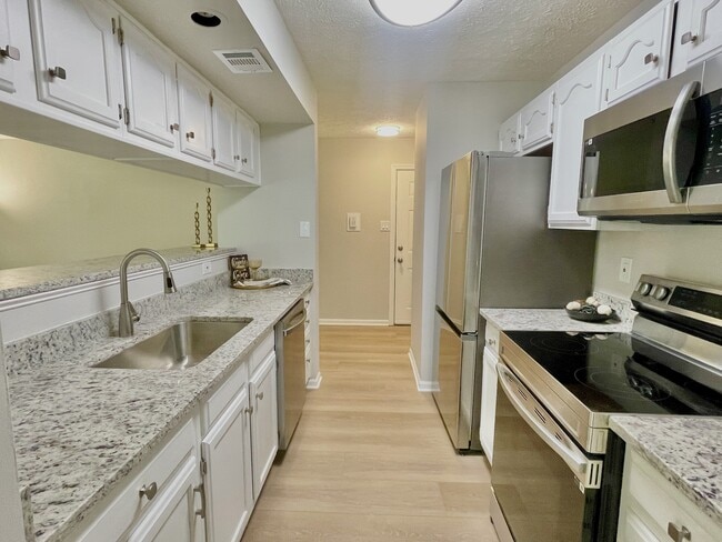Photo - 13108 Briarcliff Ter Unit 707