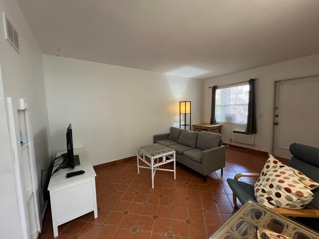 Photo - 311 Inlet Way Unit 11