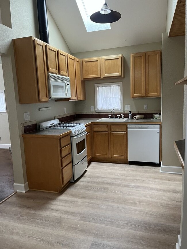 Photo - One of a kind, newly remodeled & landscaped cottage in central Boulder!
