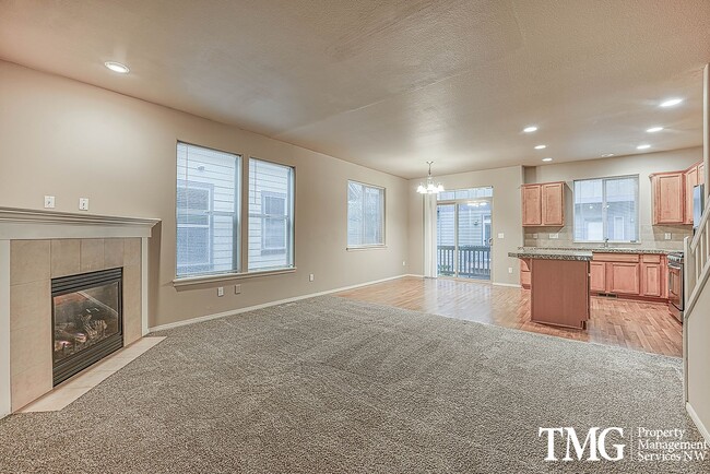 Photo - Gorgeous Four Bedroom Townhome in Hillsboro!