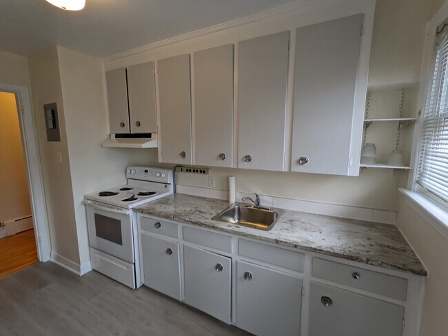 Photo - Upper Unit In Great Location Unit UPPER