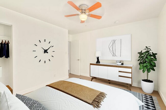 1 Bed | 1 Bath - Great Coronado District/... - 1 Bed | 1 Bath -  Great Coronado District/... Apartment Unit 15