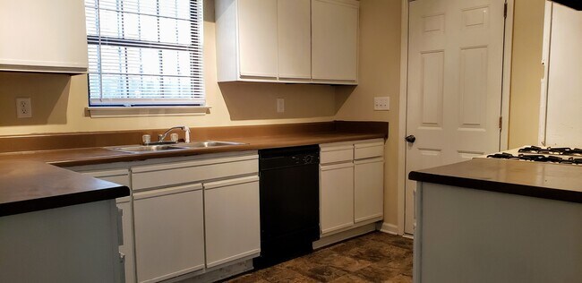 Photo - 3 Bedroom 2 Bath House