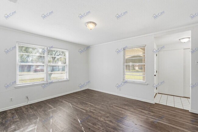 Photo - 3401 Princeton Dr