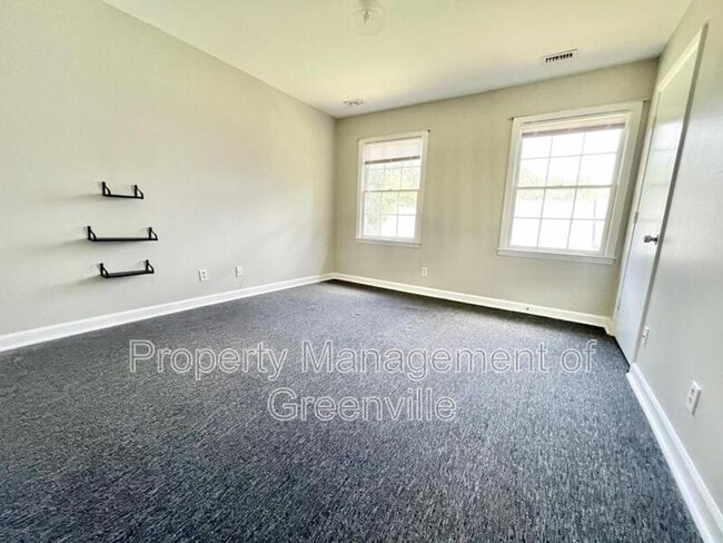 Photo - 1438 Dover Rd