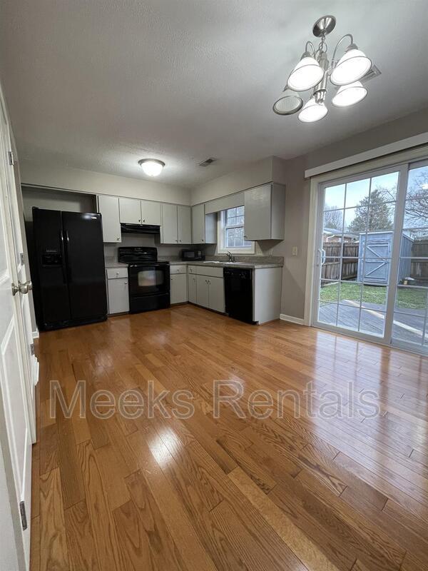 Photo - 1002 Fairway Gardens Dr