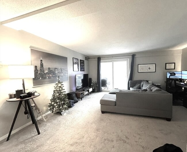 Photo - 36 Silver Hill Ln Unit 18