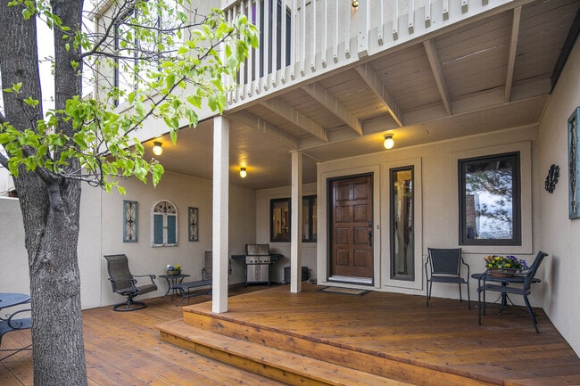 Photo - Breathtaking Three Bedroom Townhouse In The Pinery On The Golf Course