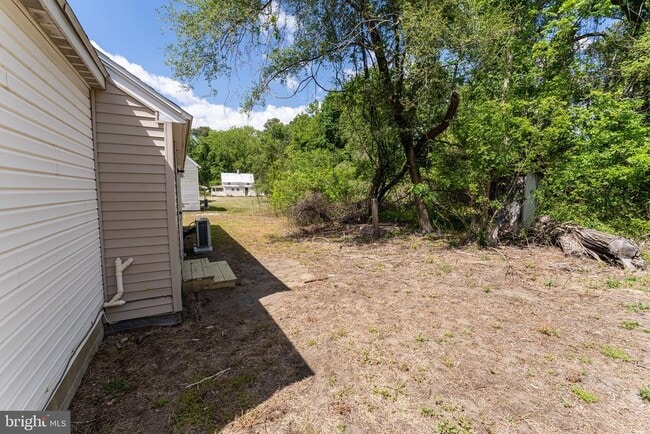 Photo - 117 Davis Ln