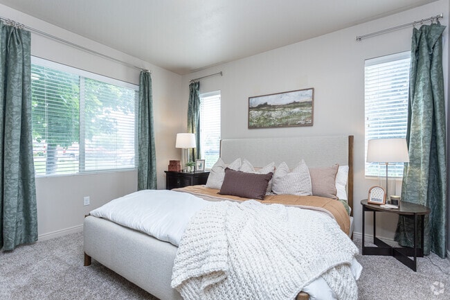 Interior Photo - Concord at Geneva Rental