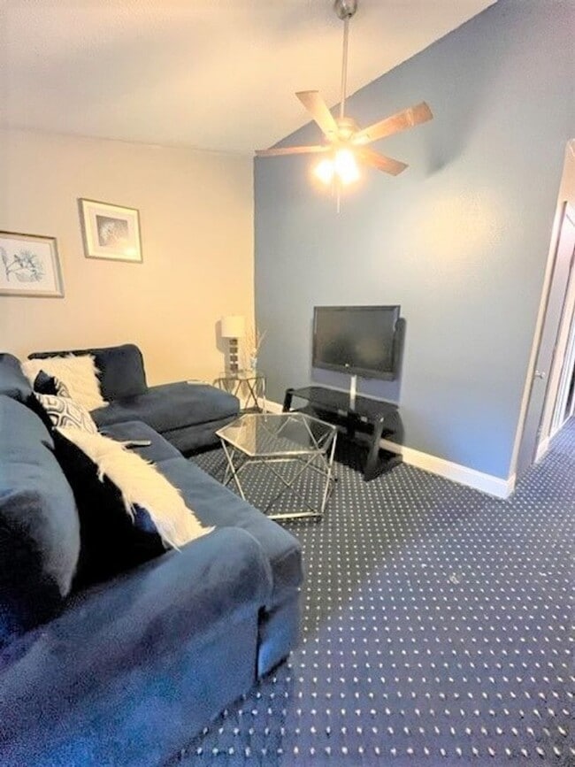 Unique Opportunity - Furnished Apartment w... - Unique Opportunity - Furnished Apartment w...