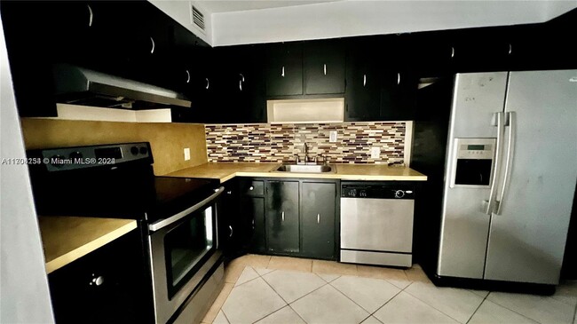 Photo - 100 Bayview Dr Condo Unit 607