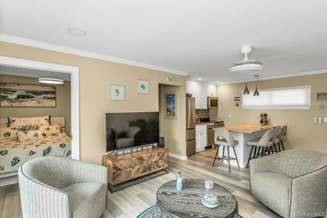 Photo - 281 Dune Rd Unit 18a