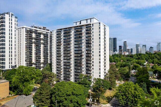 Photo - Davisville Village