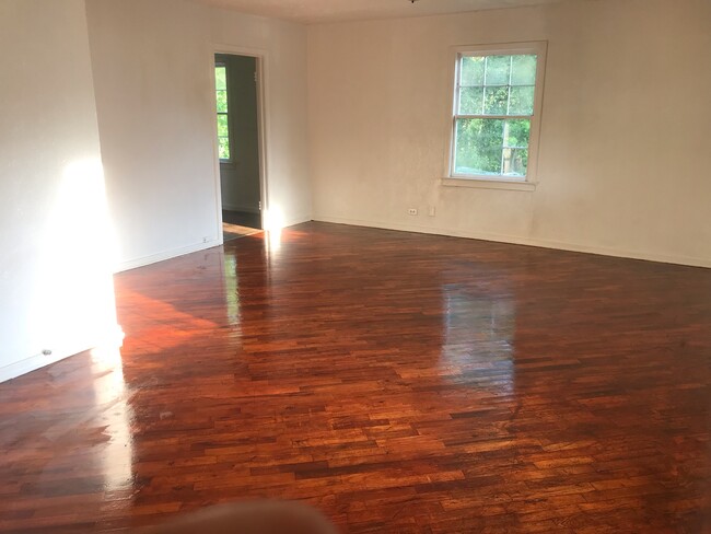 Living room - 321 S 5th St Condo Unit A