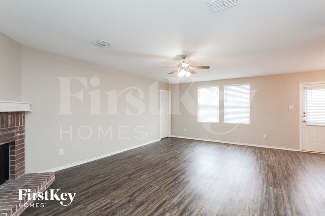 Photo - 3716 Mariner St