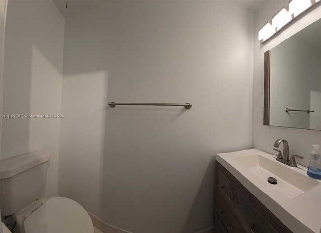Photo - 10548 NW 6th St